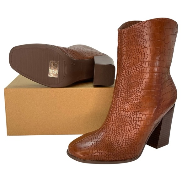 Journee Collection Brekinn Brown Heeled Womens Ankle Boots Size 8.5M - Picture 10 of 10